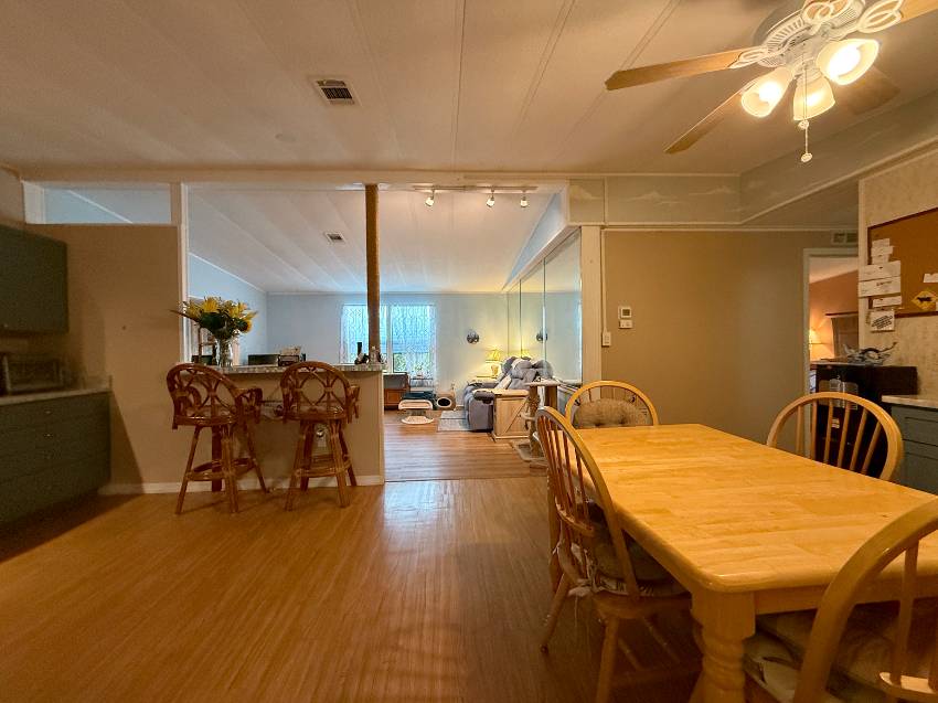 4112 Lakeview Dr S a Ellenton, FL Mobile or Manufactured Home for Sale